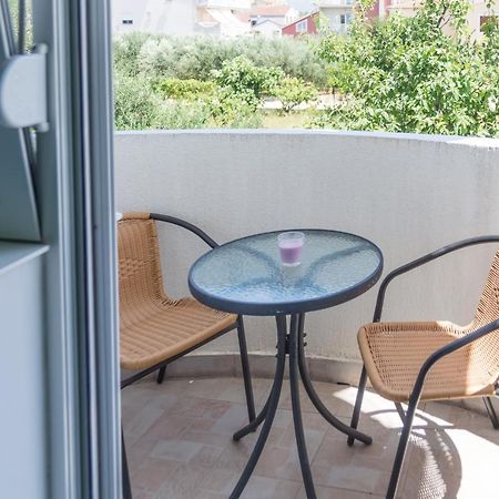 Apartments Dovana Kaštela 外观 照片