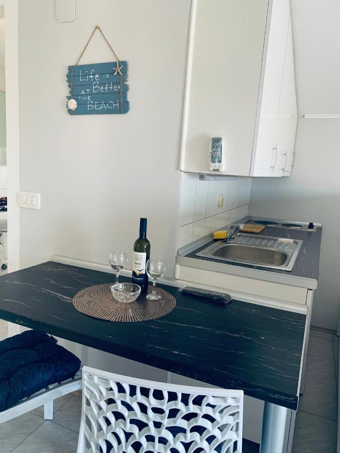 Apartments Dovana Kaštela 外观 照片