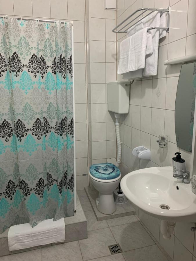Apartments Dovana Kaštela 外观 照片
