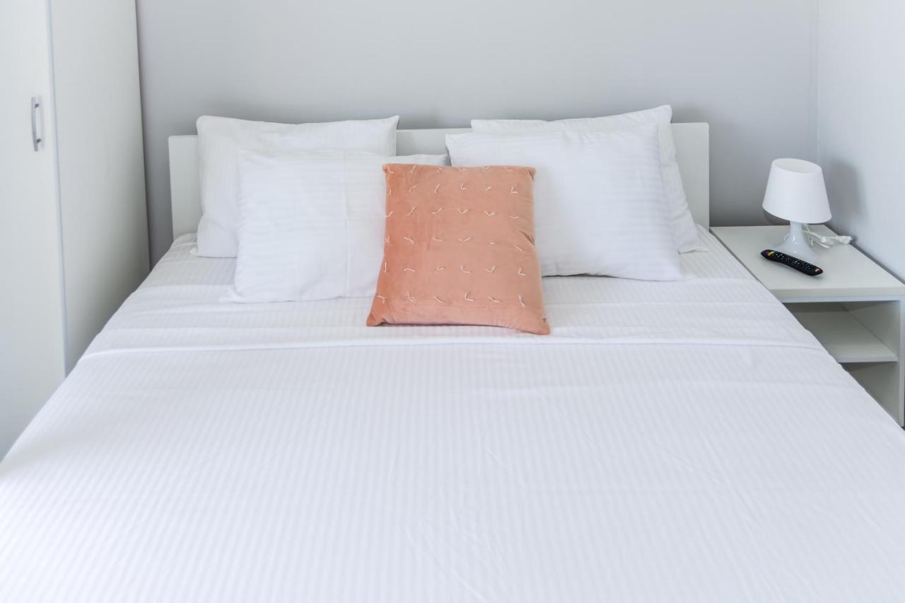 Apartments Dovana Kaštela 外观 照片